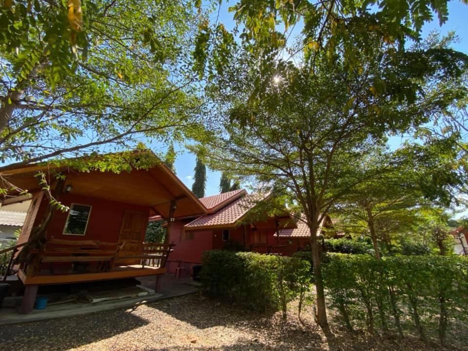 Baan Suan Sukjai Resort Csaijaphum Kültér fotó